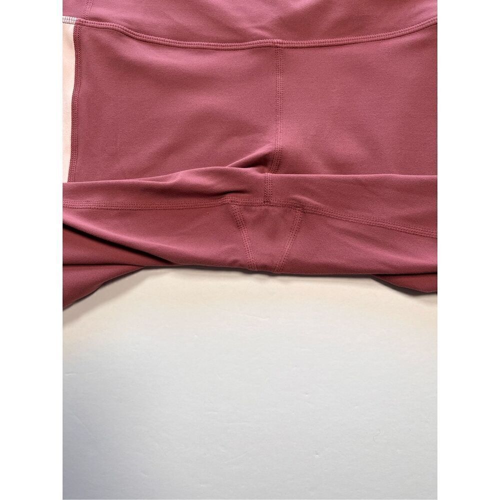 Athleta Exhale Capri 7/8 Legging Crushed Berry Size Medium EUC SheerMesh Detail - Picture 8 of 10